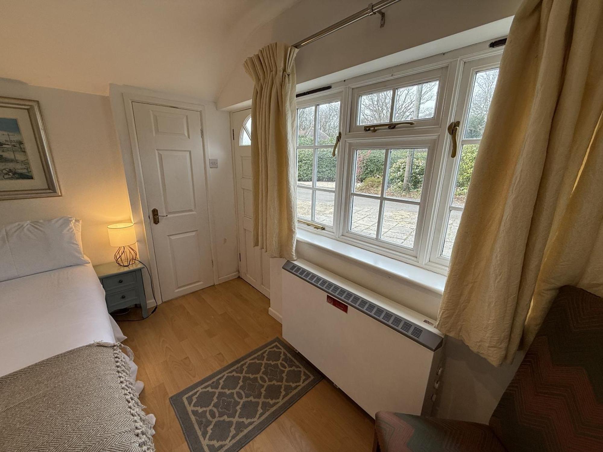 Private Entry Guesthouse Hideaway Hordle Exterior foto